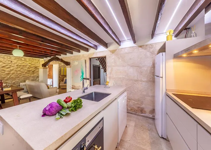 Villa Antonia By Vintage Travel