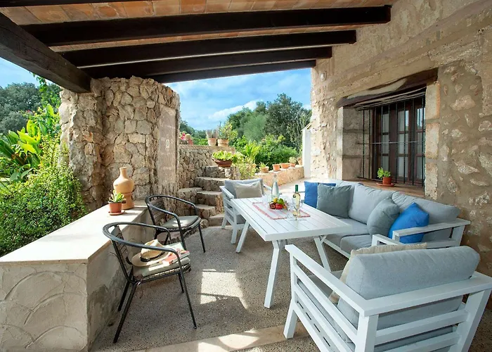 Antonia By Vintage Travel *